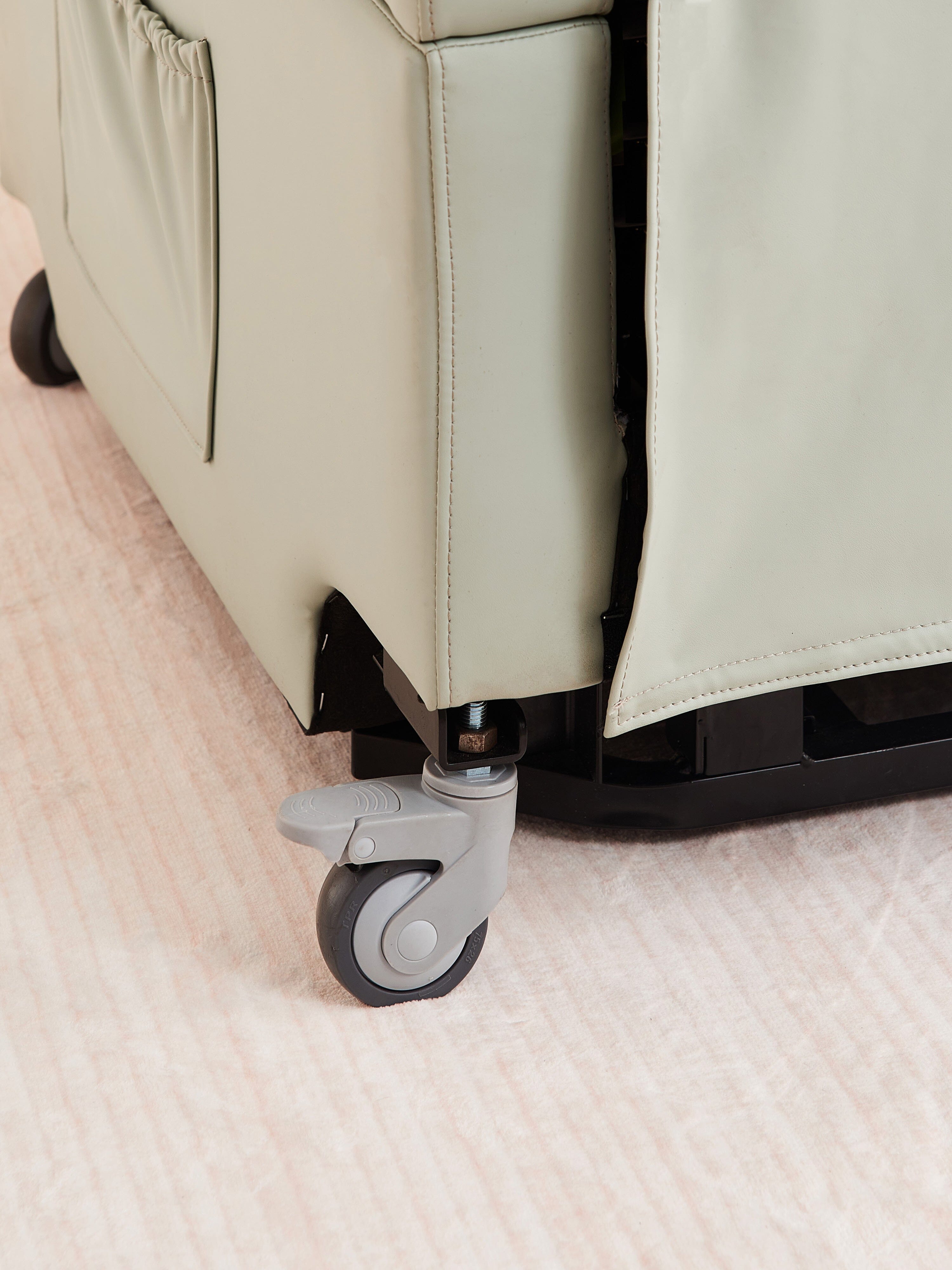 ALYA® Elderly Lift Up Armchair