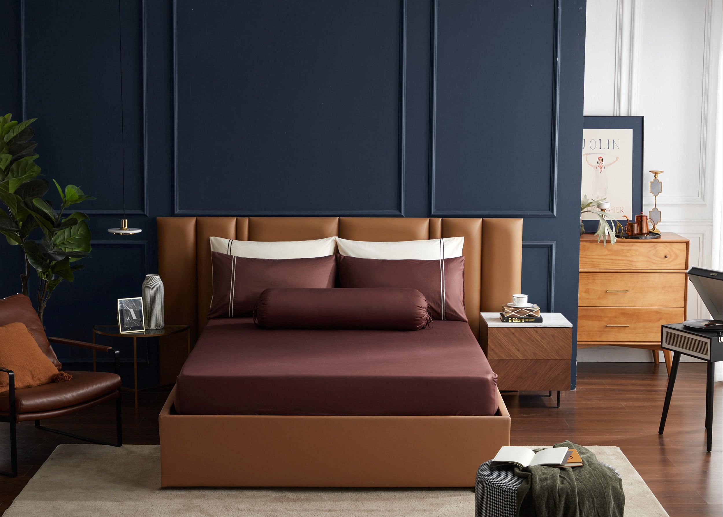 Hotelier Prestigio™ Bruno With Tawny Lines Bundle Bed Set