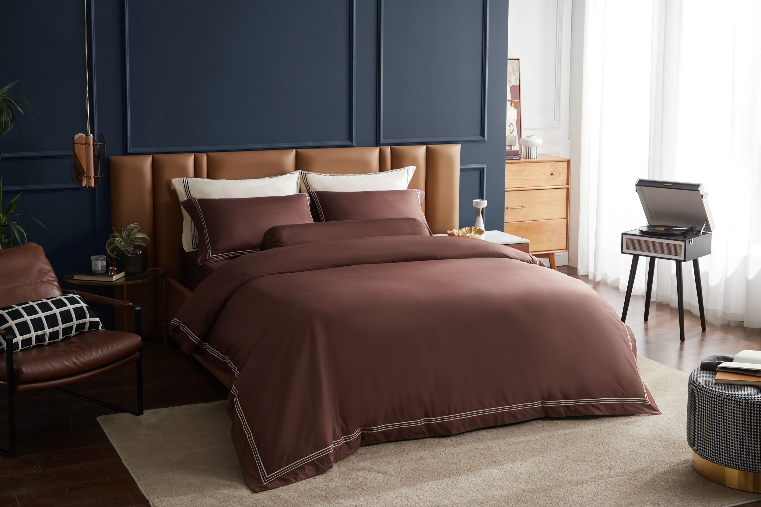 Hotelier Prestigio™ Bruno With Tawny Border Bundle Bed Set