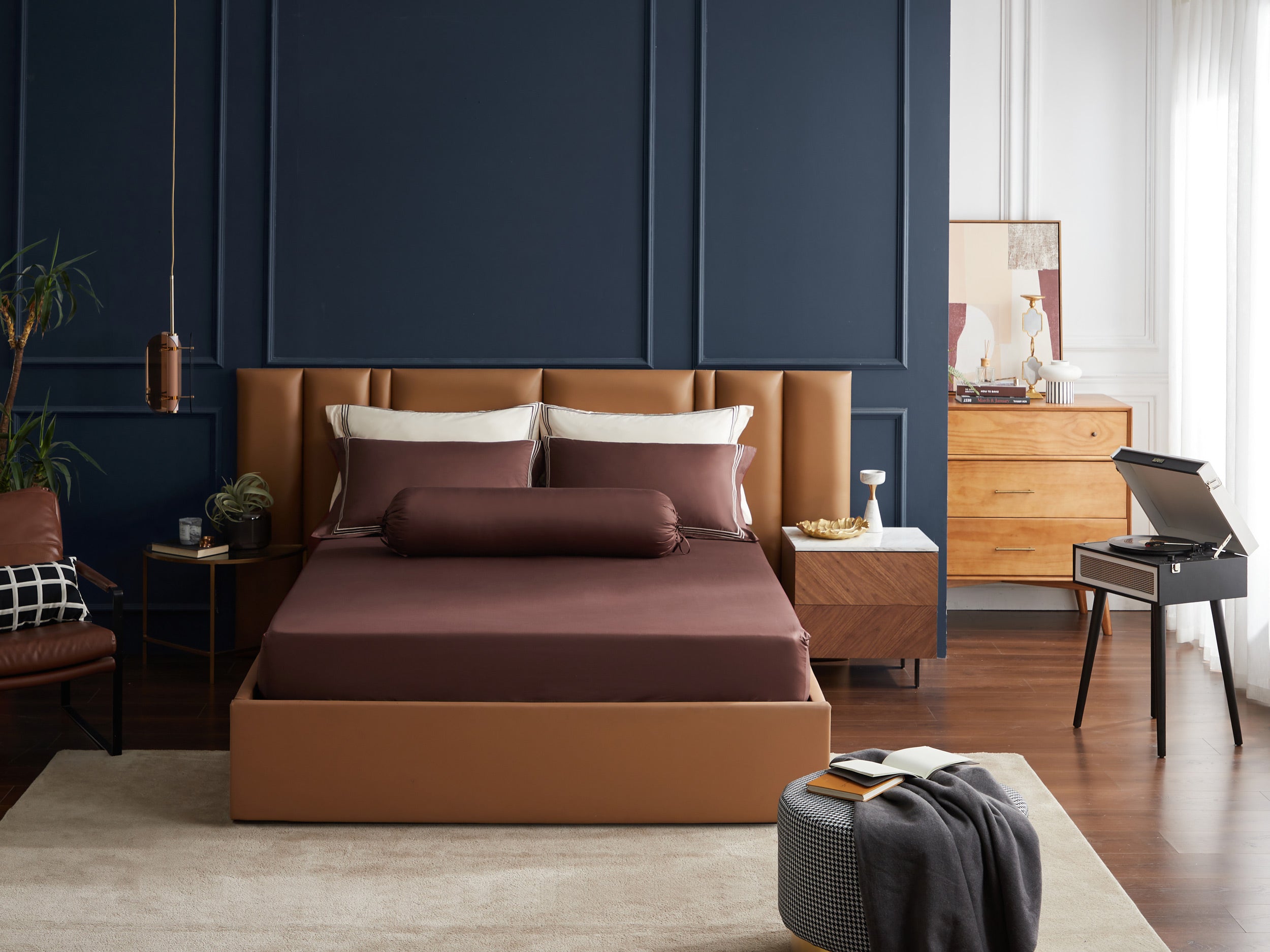 Hotelier Prestigio™ Bruno With Tawny Border Bundle Bed Set