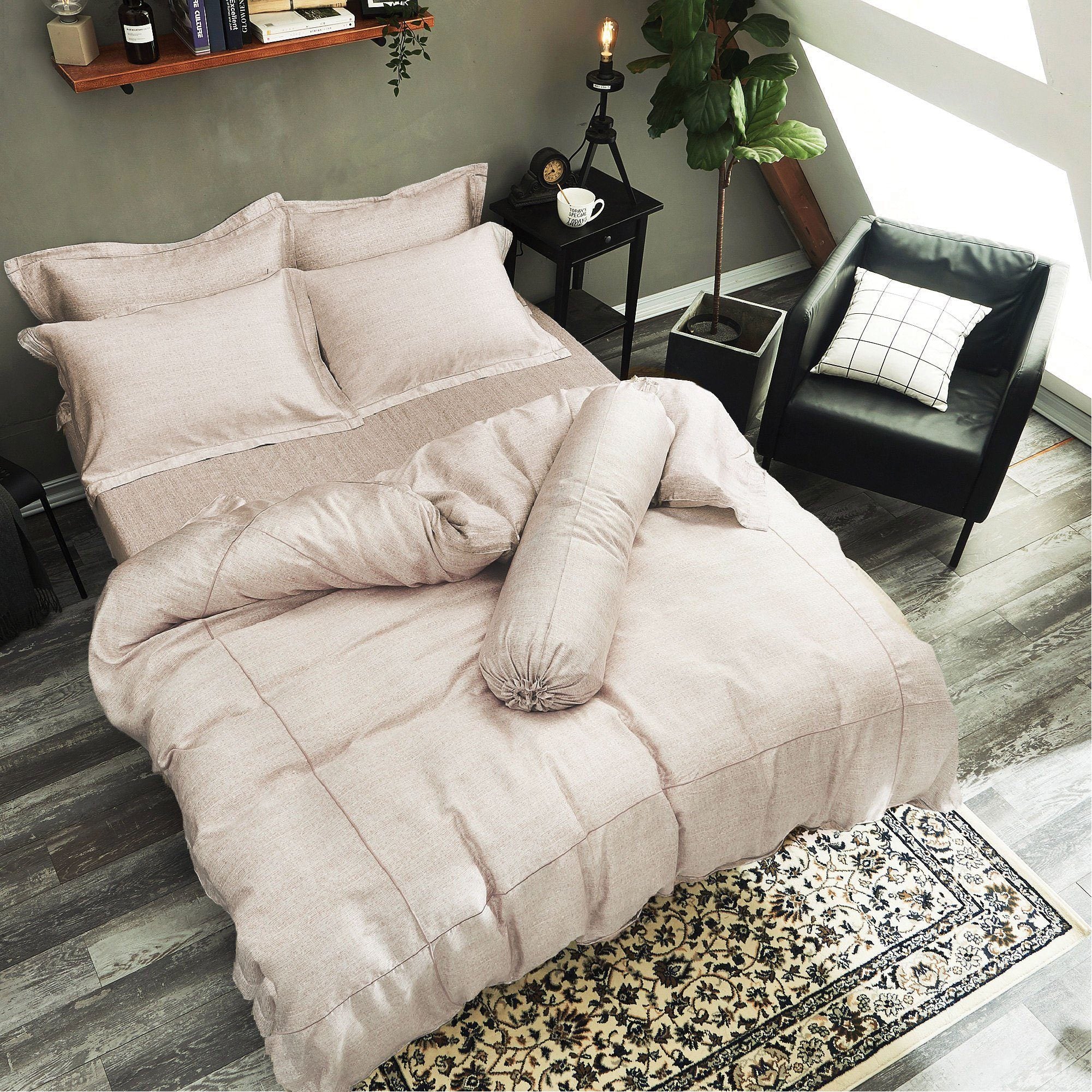 Palais Suite TENCEL™ Mali Garnet Quilt Cover - Affairs Living Pte. Ltd.