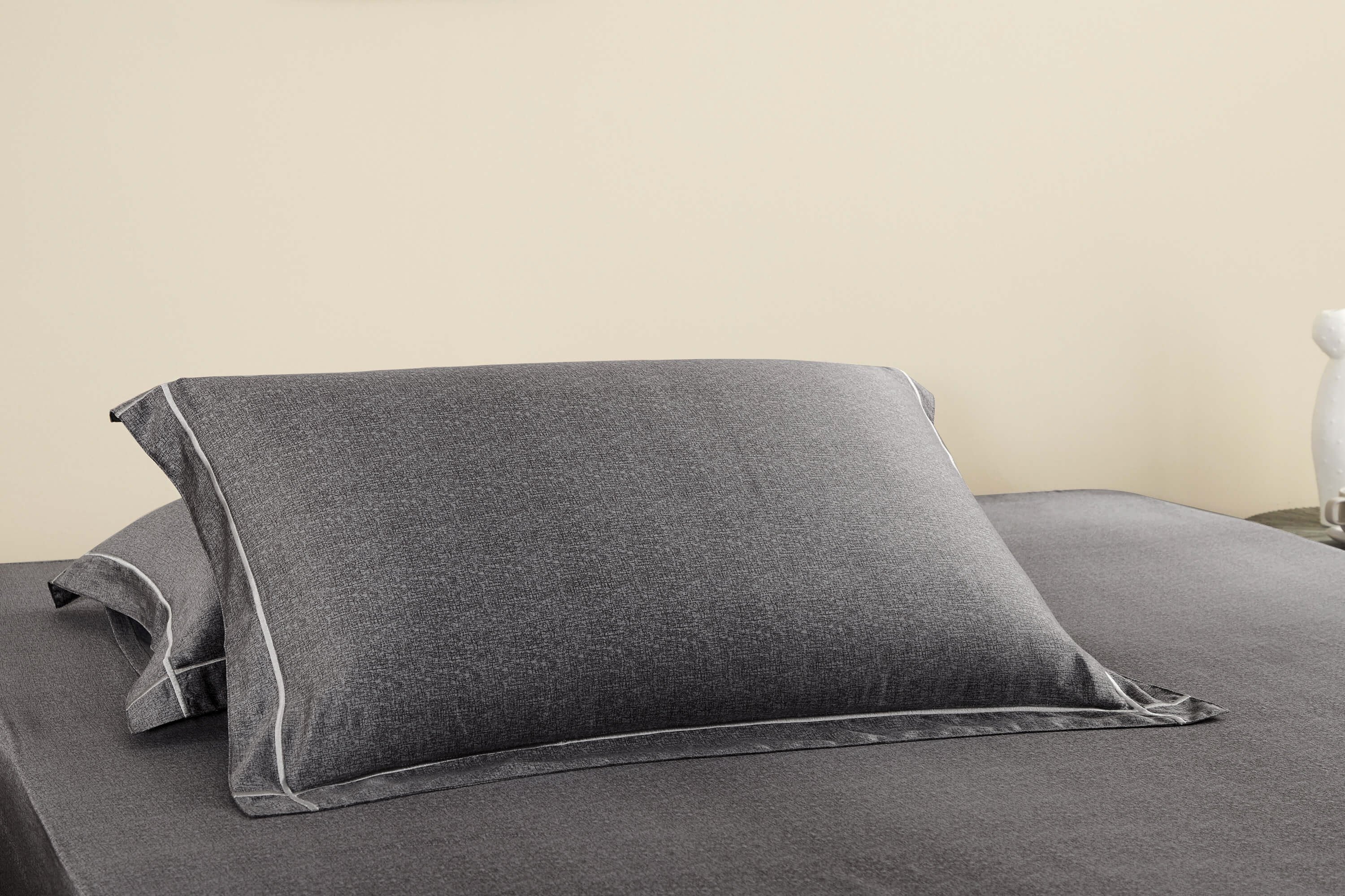 Palais Suite TENCEL™ Heather White Lined Pillow Case - Affairs Living Pte. Ltd.